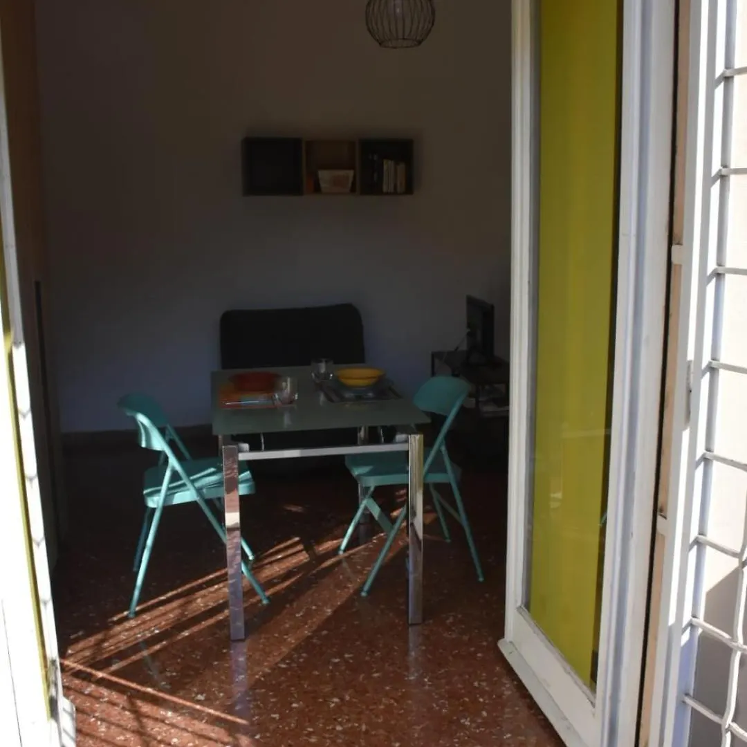 Vacanze Romane 0*, روما